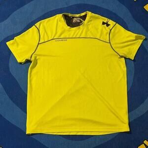 Vintage Under Armour Combine HeatGear T-Shirt